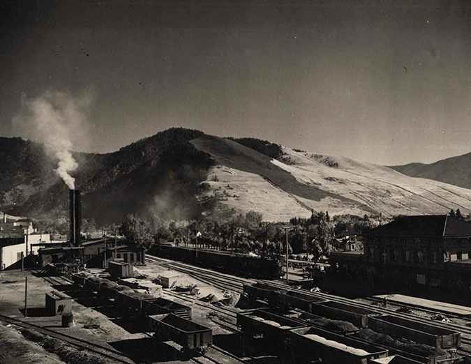 A view of the yard in Missoula with the depot in the background (right) 